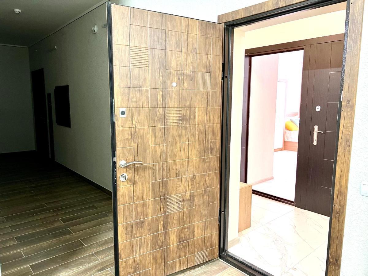 Osapart Hotel In A Complex Semycvit 2 Lwów Zewnętrze zdjęcie