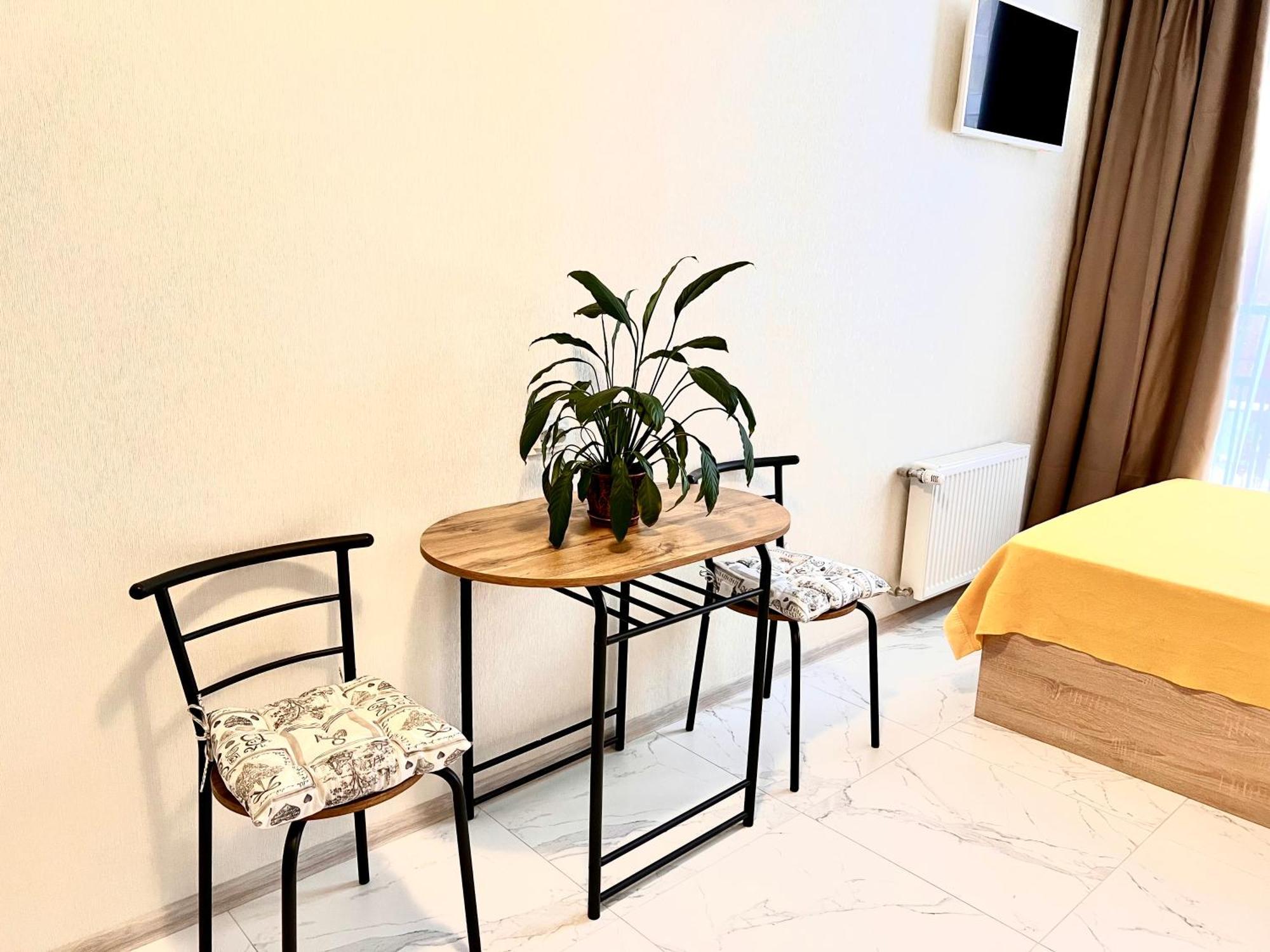 Osapart Hotel In A Complex Semycvit 2 Lwów Zewnętrze zdjęcie